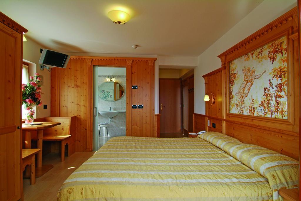 Hotel Erika 3*